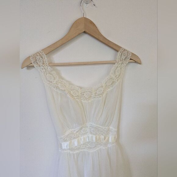 Vintage 1950s 60s Vanity Fair Elegant Cream Lace Slip Nightgown S Small 32 - Picture 2 of 12